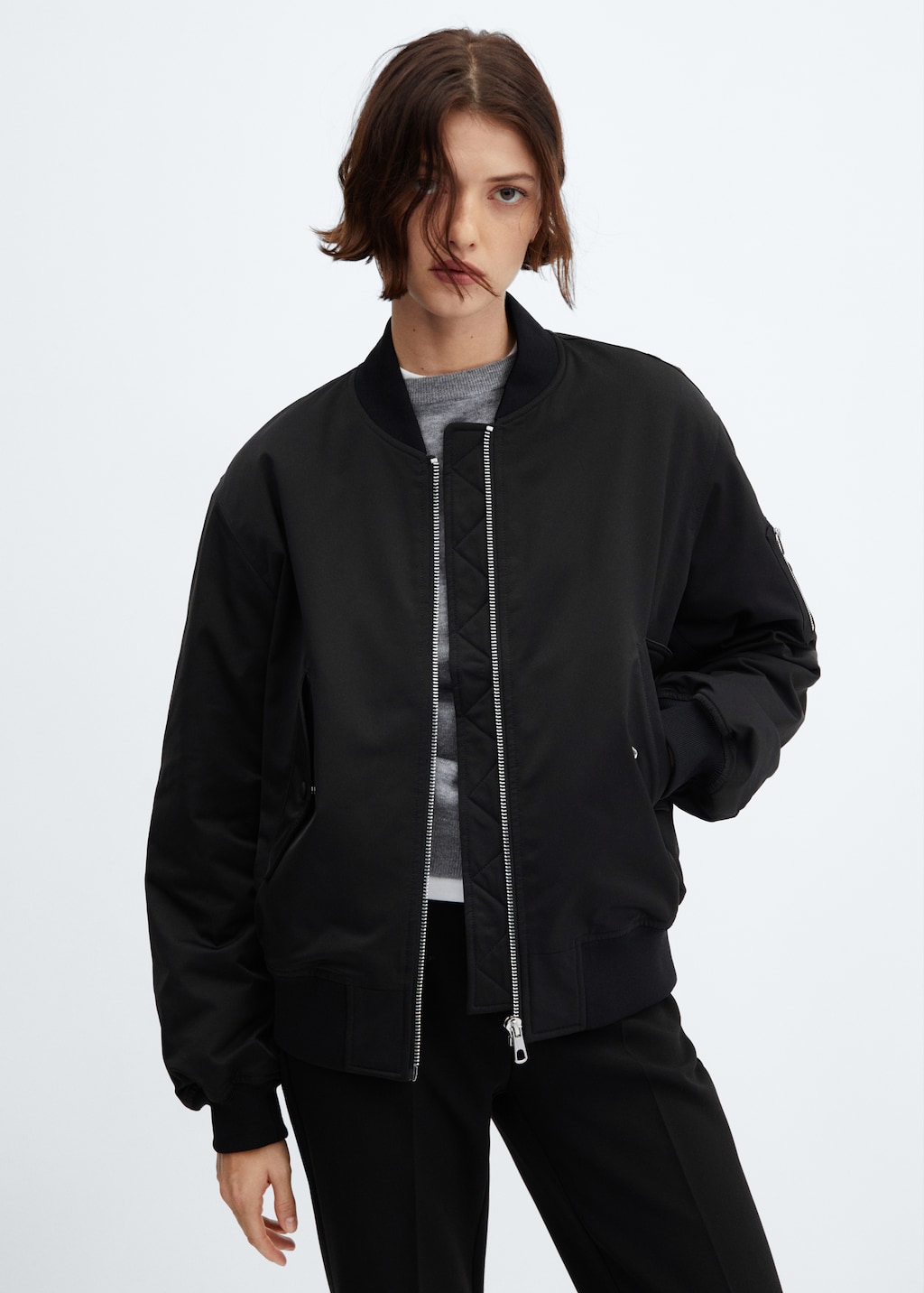 bomber-negra-mujer-600swd-1.jpg